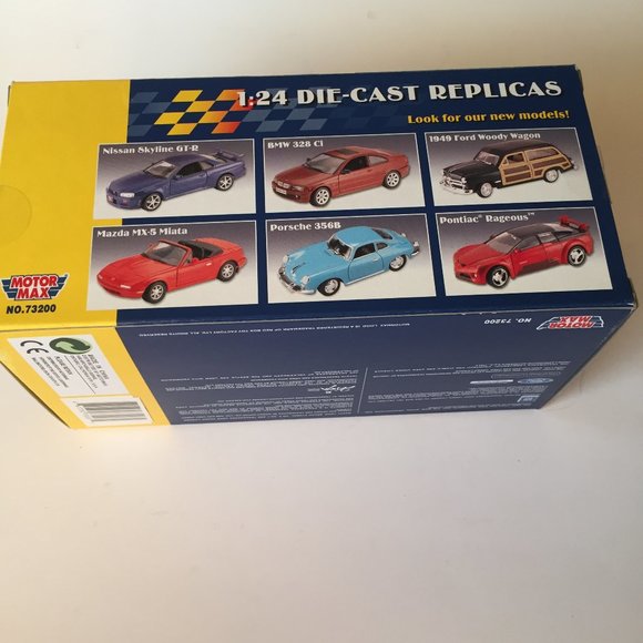 Motor Max 1:24 Collector's 1966 Volkswagen Beetle Die-Cast Replica Car / Green - Picture 4 of 4